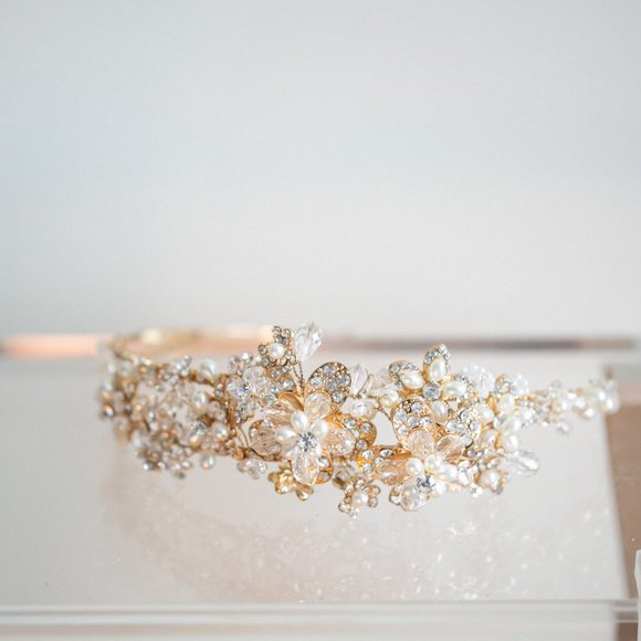 Wedding Headband Crystal Pearl Antique Gold Bride - Picture 2 of 11